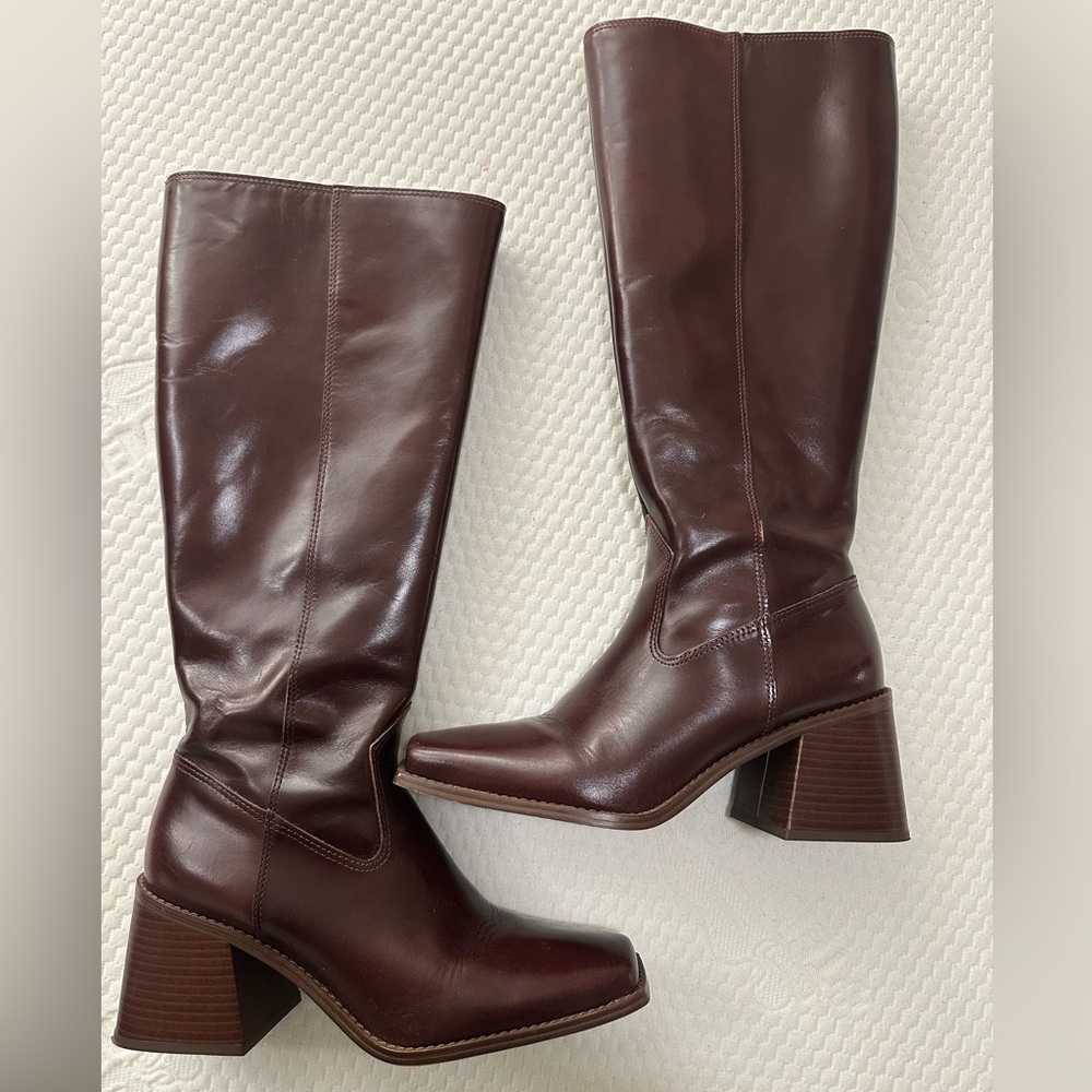 Vince Camuto Sangeti Mahogany WC boots - worn once!